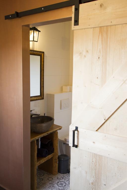Double Room Private Bathroom