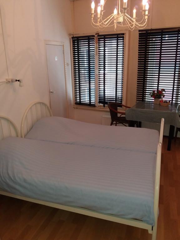 Twin Room Private Bathroom