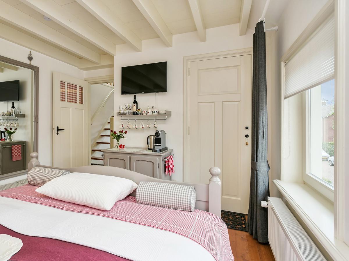 Double Room Private Bathroom