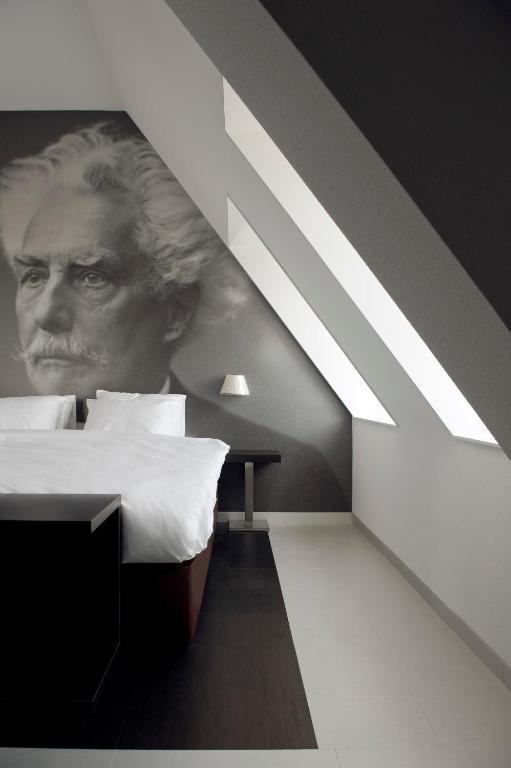 Founder Suite