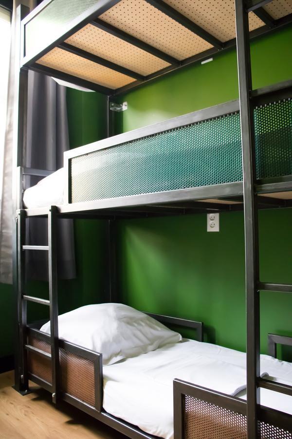 Small Double Pod