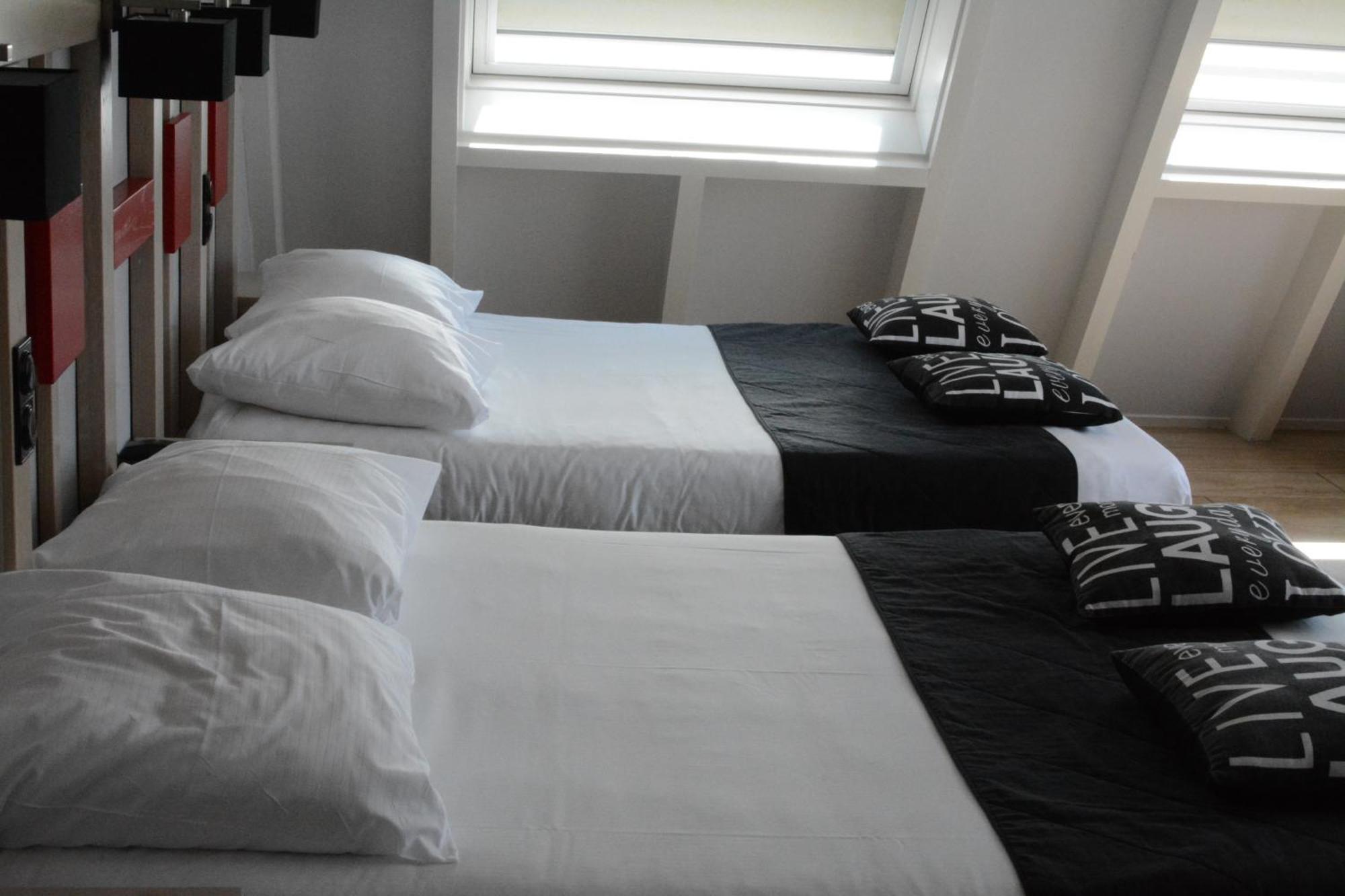 Familienzimmer (2 Erwachsene + 2 Kinder)
