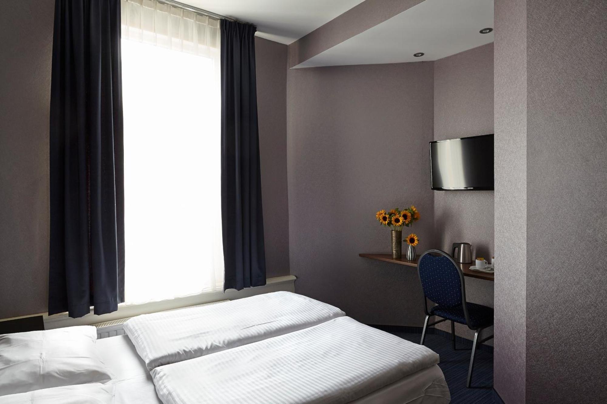 Quarto Duplo Standard