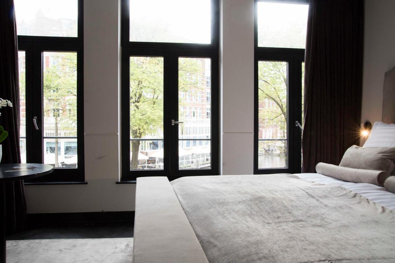 Studio River View