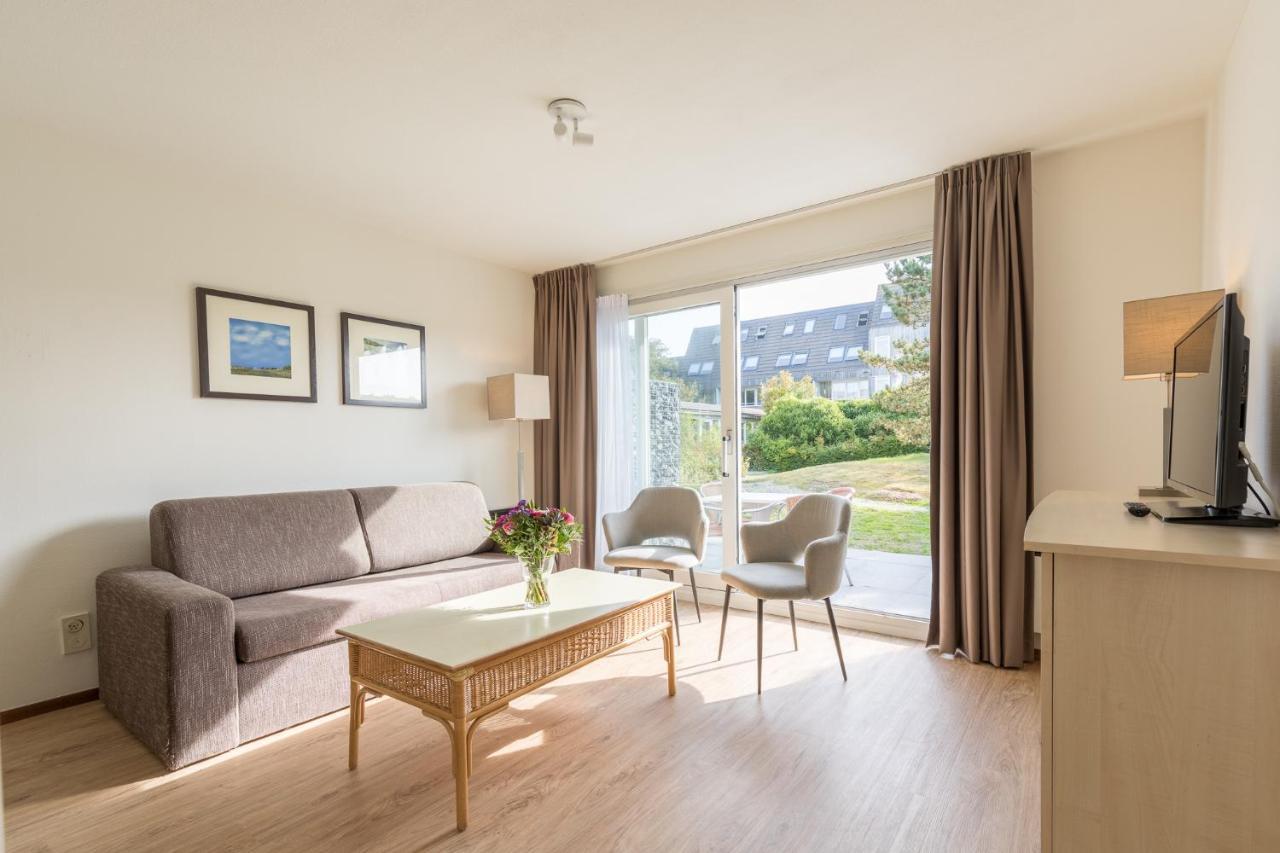 Family Room (2 Adults + 2 Children),1217127022:JPEG