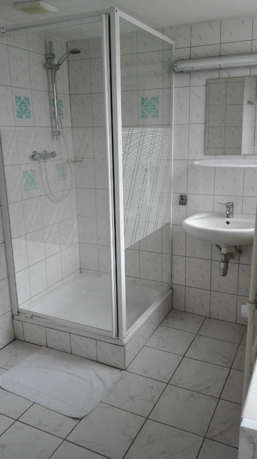 Doppelzimmer mit Gemeinschaftsbad