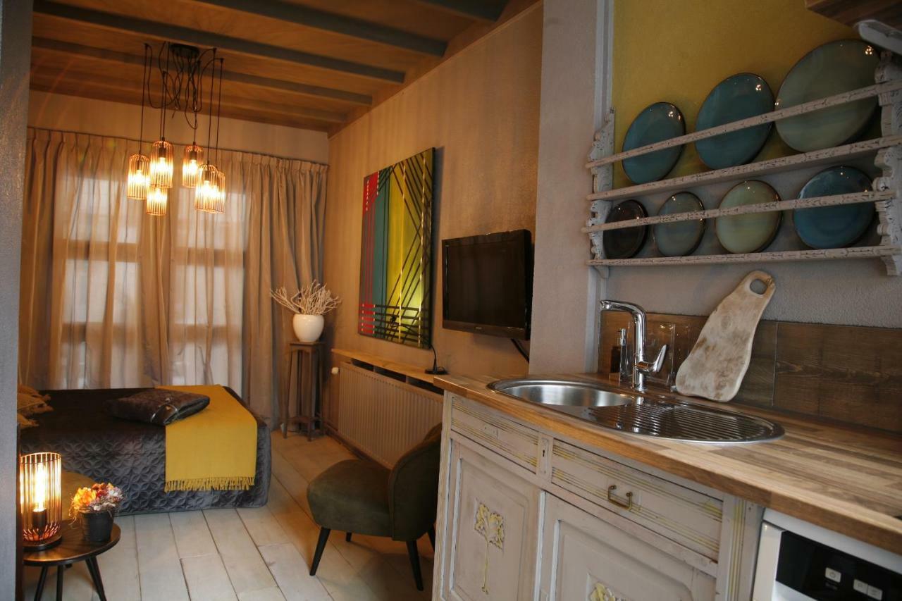 Doppel-/Zweibettzimmer mit eigener Terrasse