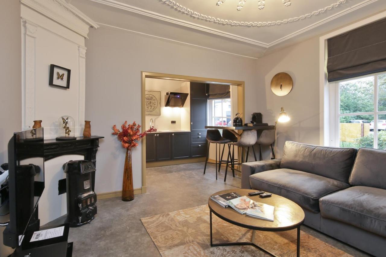 One-Bedroom Apartment,954756391:JPEG