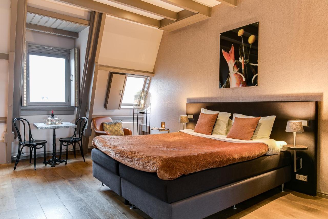 Junior Suite Rode Mul