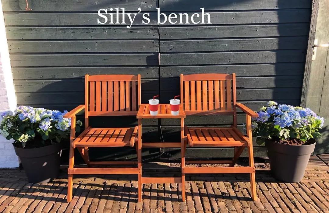 Silly'S Inn-1