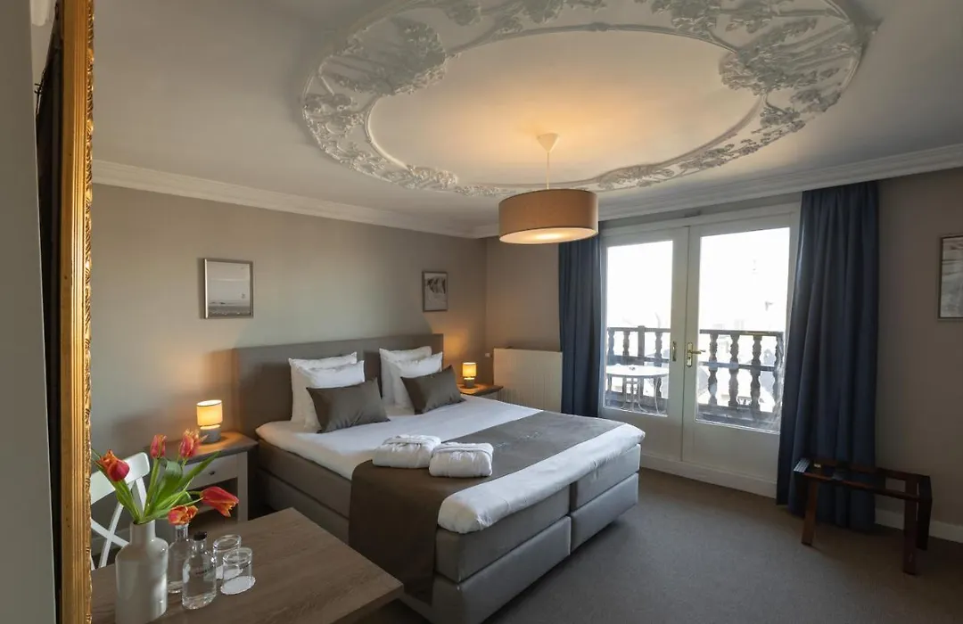 Boutique Hotel Puur Zee - Adults Only-1