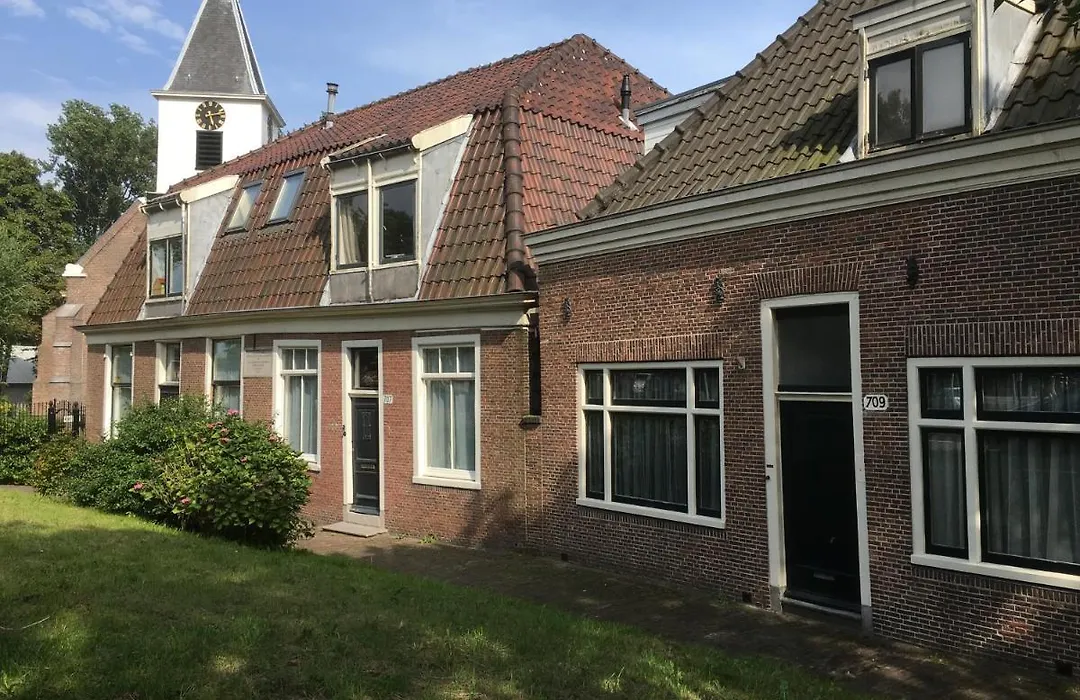 Gina'S Garden House-1