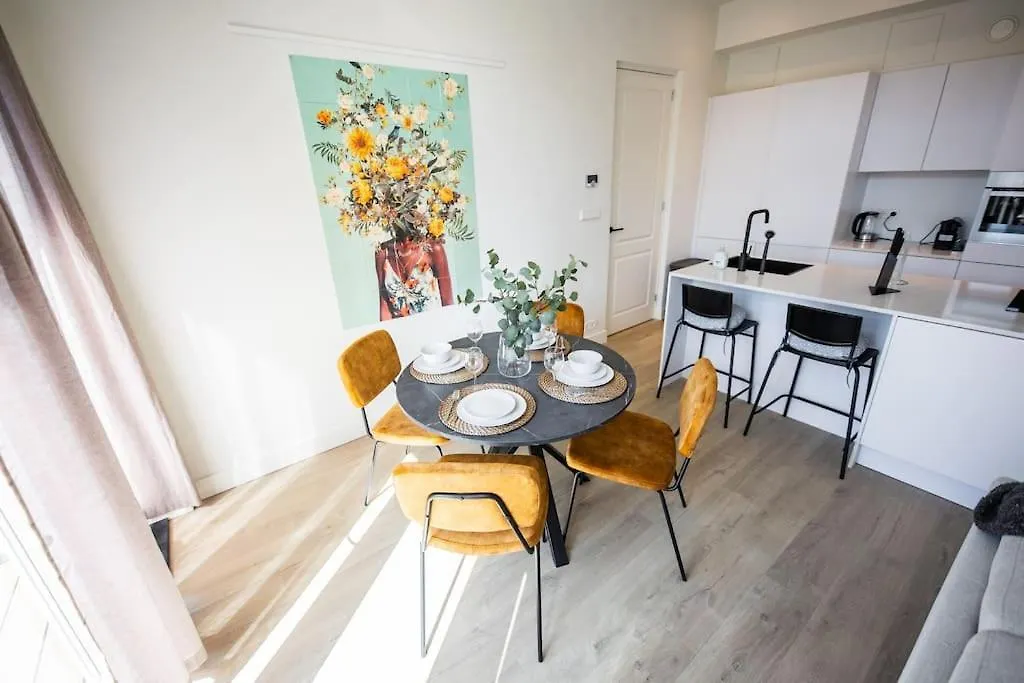 Desirable 1 Bedroom Serviced Apartment 5 M2 -Nb304D--1