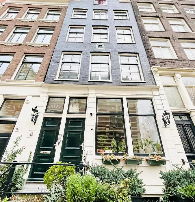 Flinder Amsterdam-1