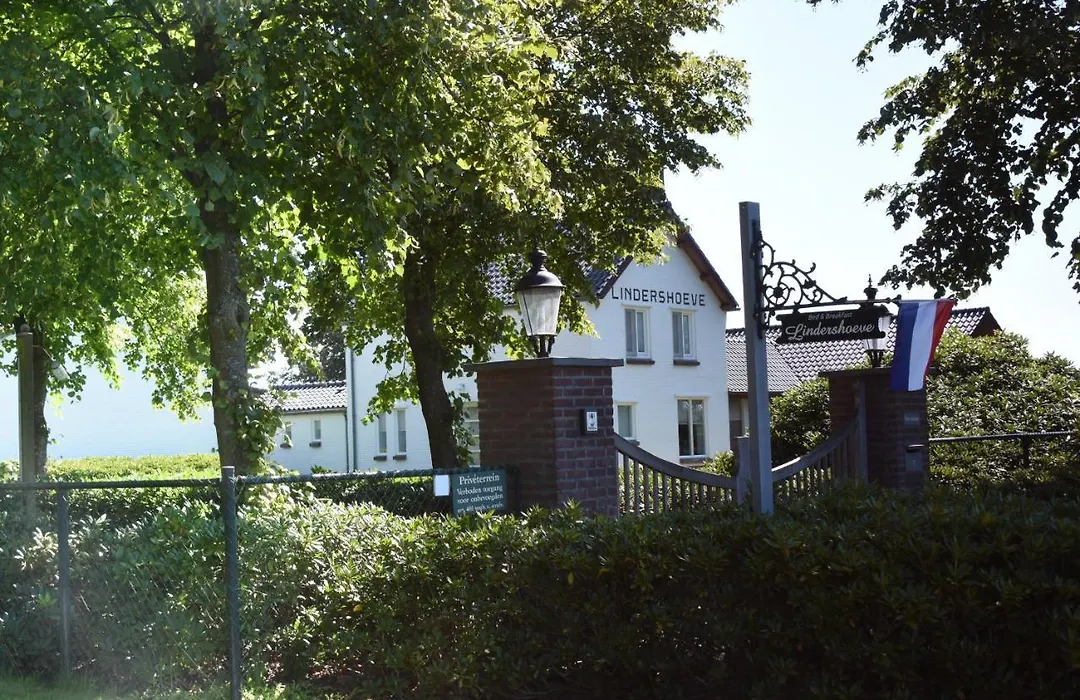 Bed&Breakfast Lindershoeve Bergeijk-1