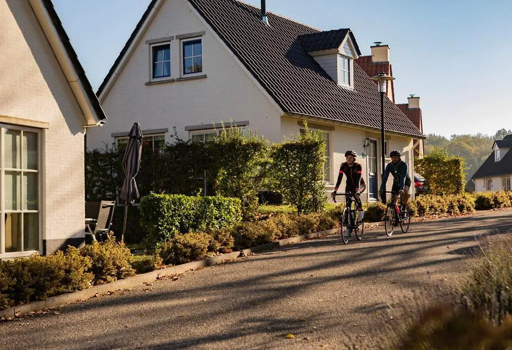 Landal Kasteeldomein De Cauberg-1