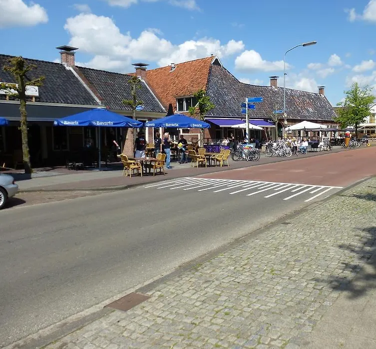 Achter de Beukenboom-1