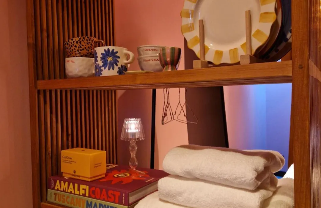 Flossy Bed & Boutique-1