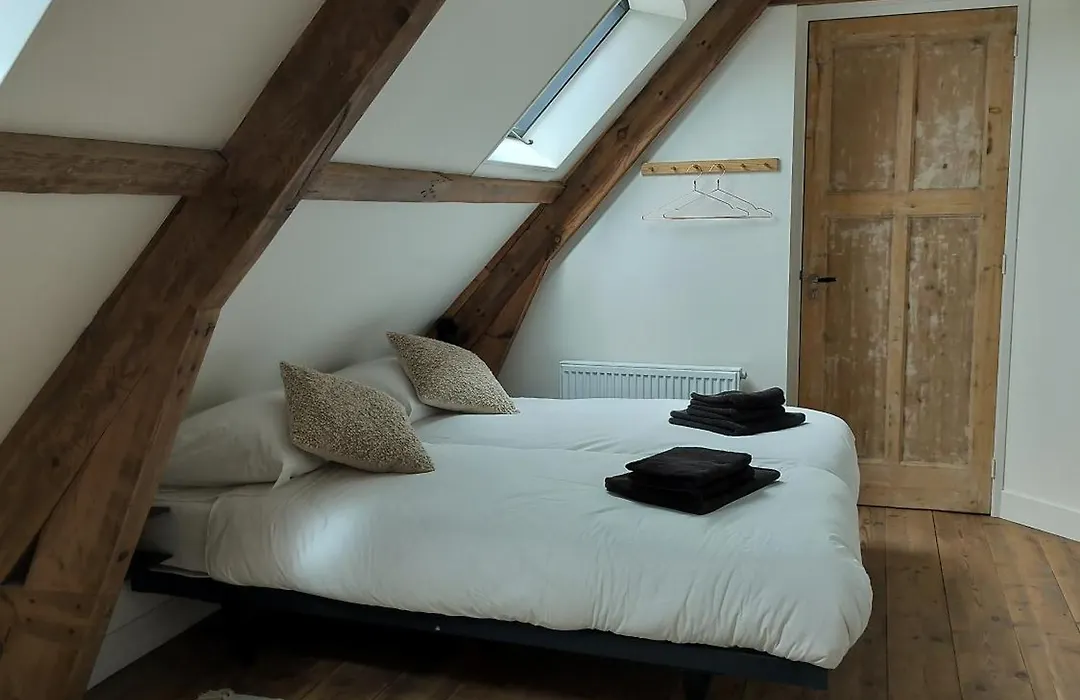 B&B 'Hof Baaiweg' met Barrelsauna-1