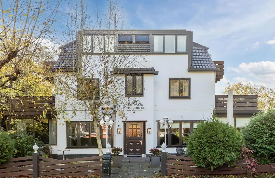 Hotel Zee Bergen-1