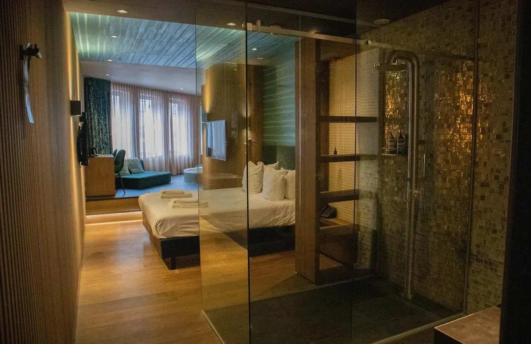 Manzo'S Suites-1