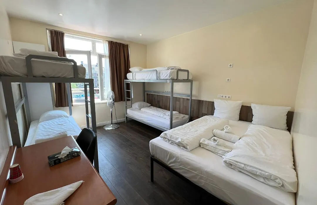 Dam Hotel-1
