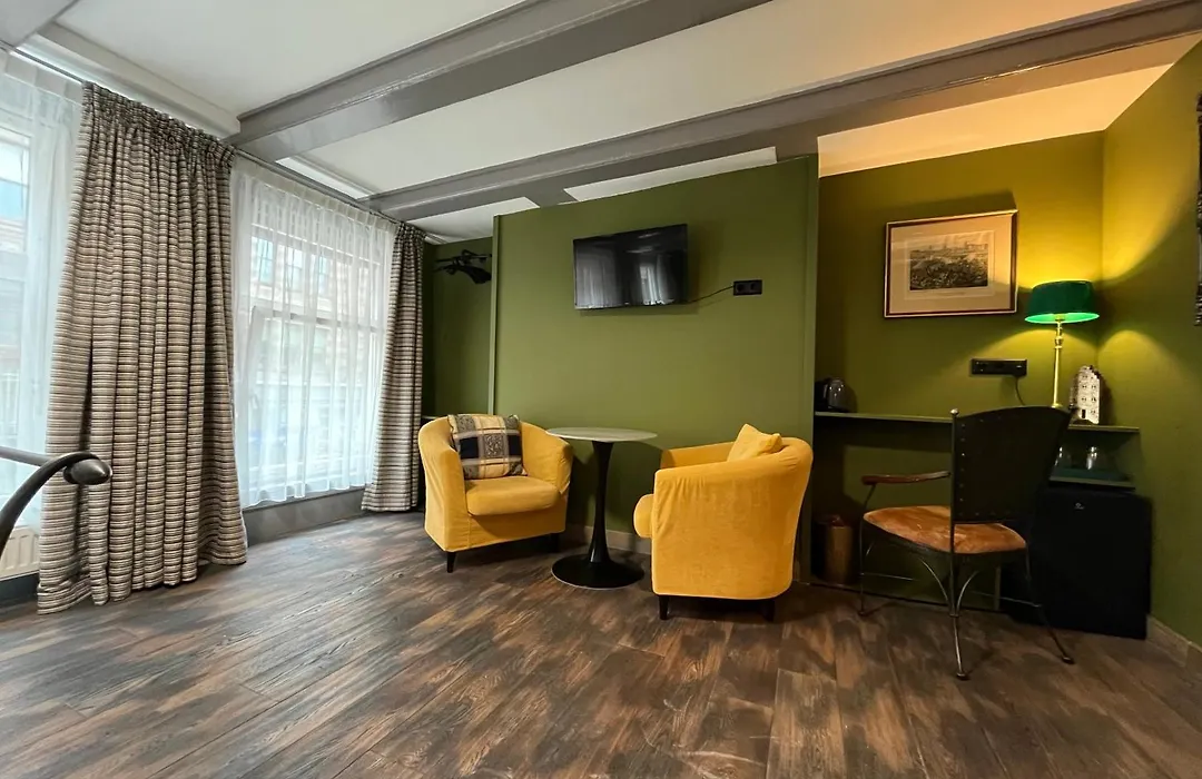 Central Guest Rooms-1