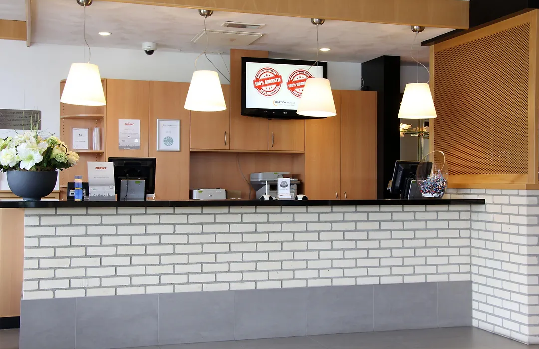 Bastion Hotel Groningen-1