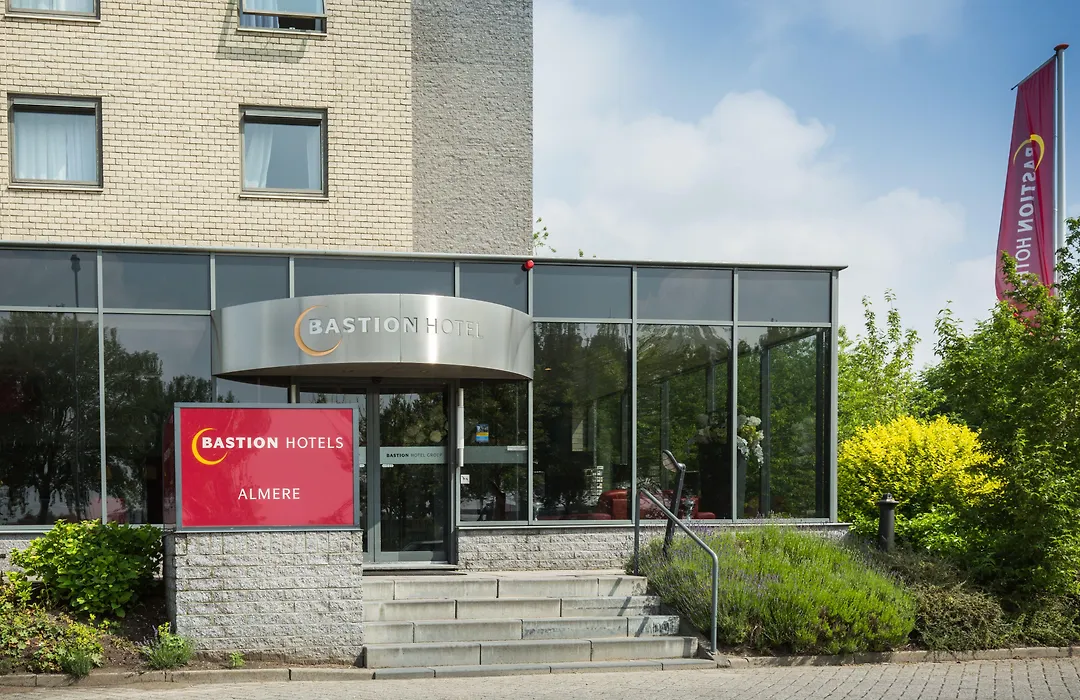 Bastion Hotel Almere-1