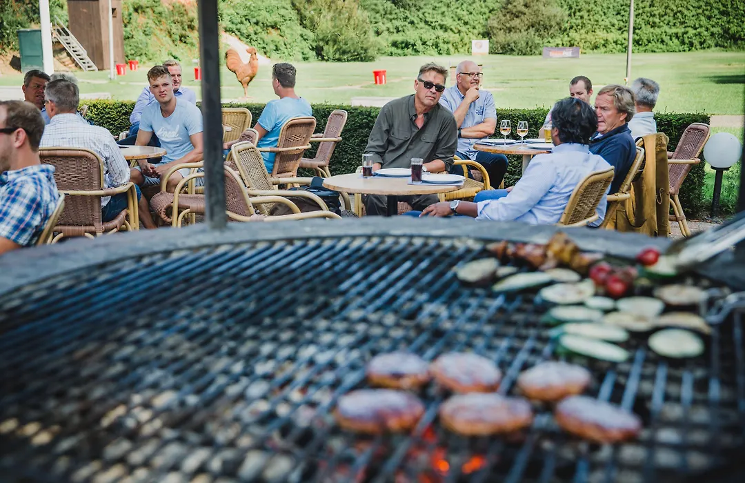 Hotel Sportsbar&Brasserie Dorhout Mees-1