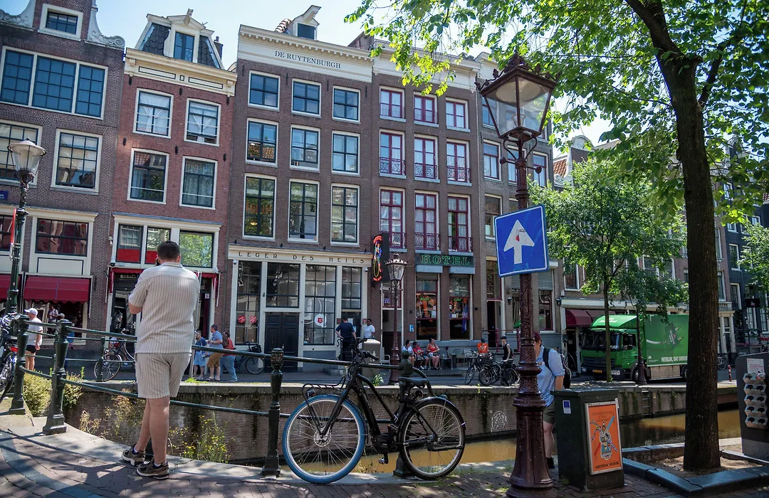 Hotel & Bar Royal Taste Amsterdam-1