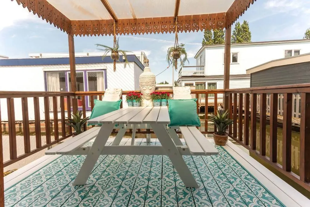 Casa Karen - Houseboat Studio With Private Terrace-1