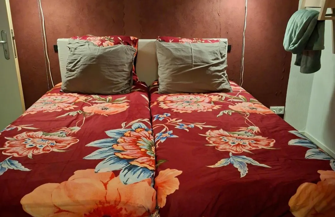 B&B Biej' oons tuus-1
