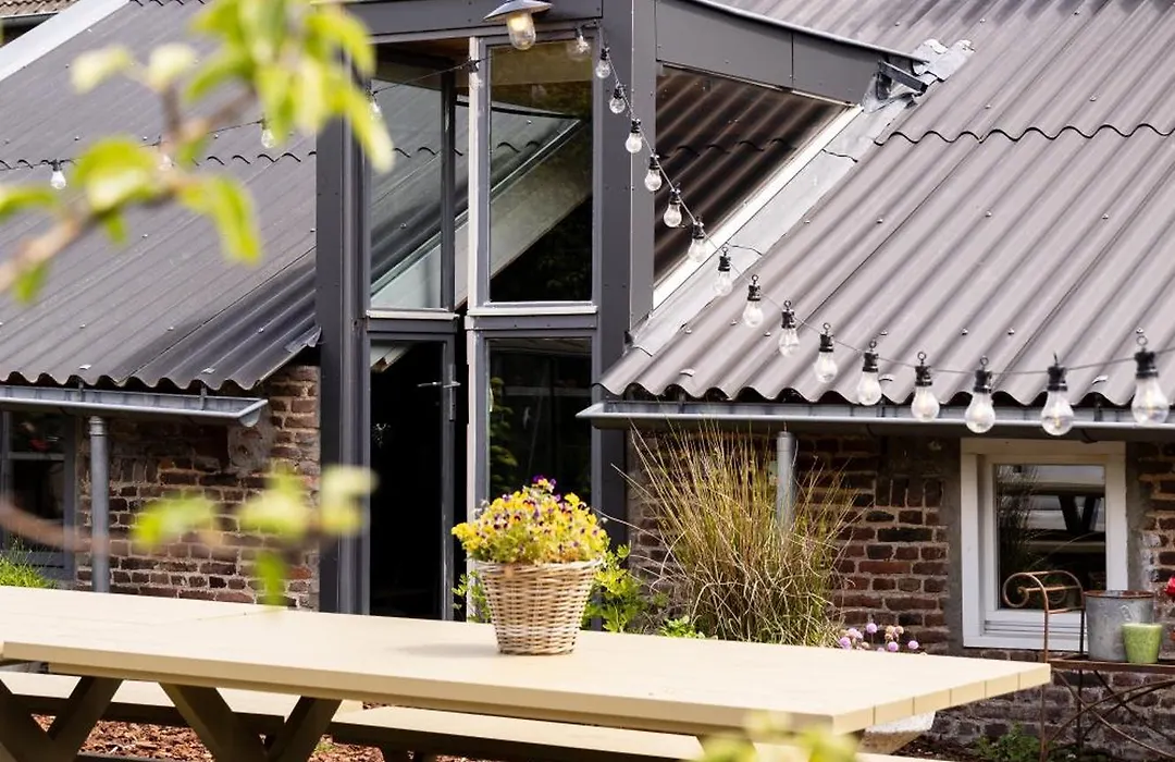 B&B Maas En Heuvel Maastricht-1
