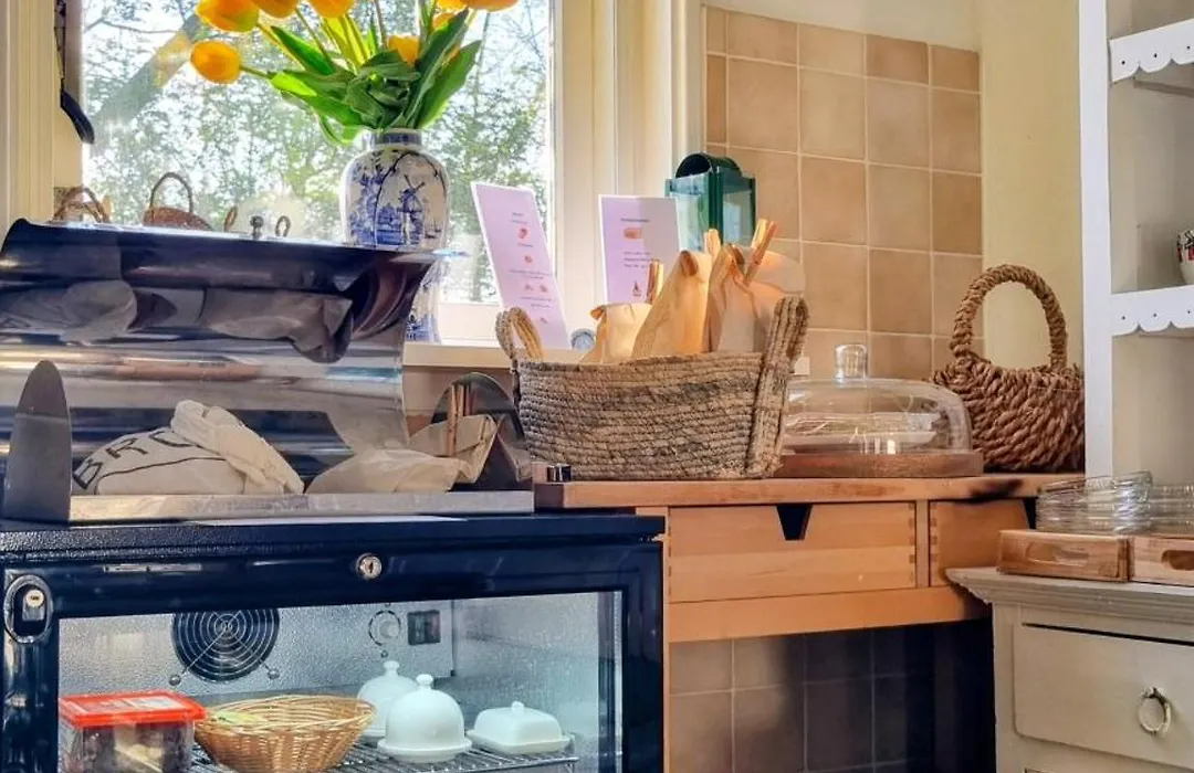 Bikes And Breakfast, City Farmer Amsterdam A Guesthouse With Free Parking-1