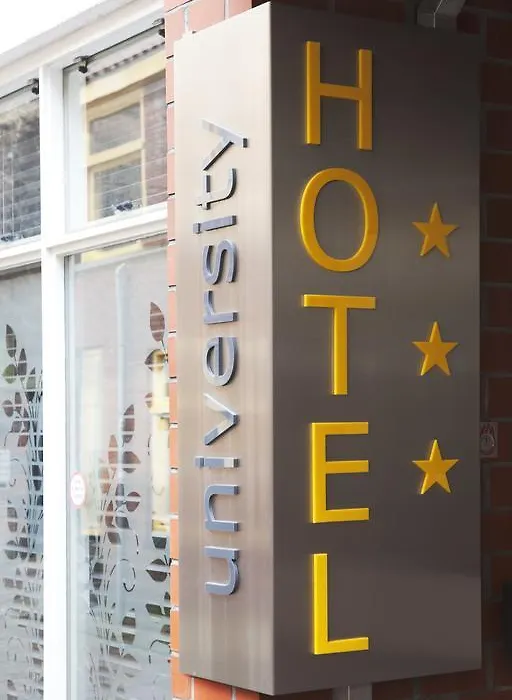 University Hotel-1