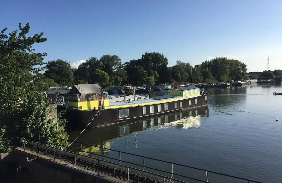 The Island Houseboat-1