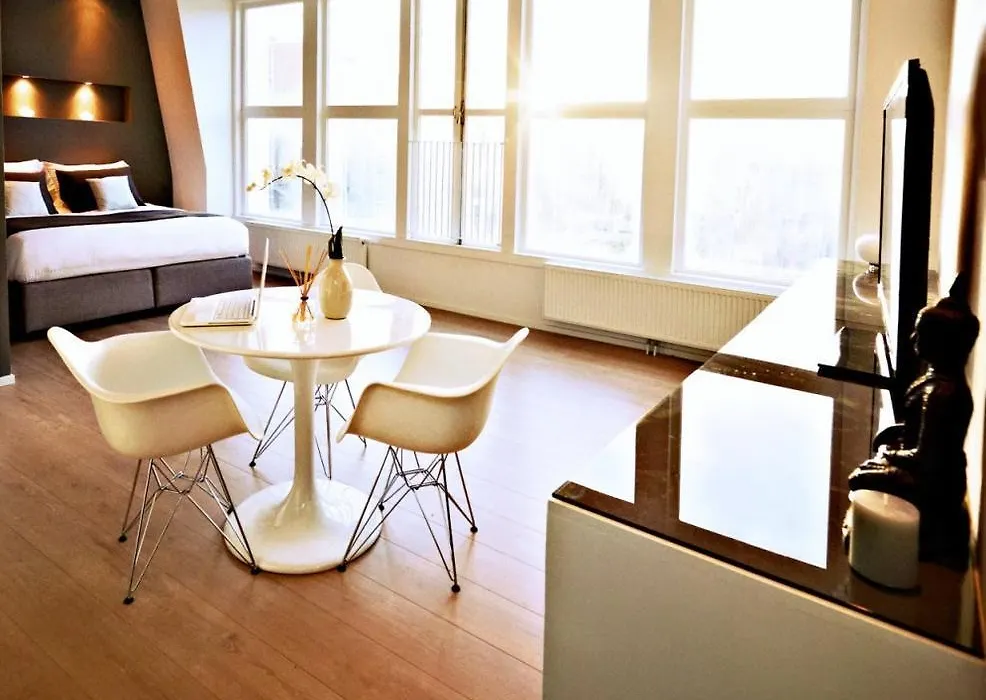 Ams Suites-1