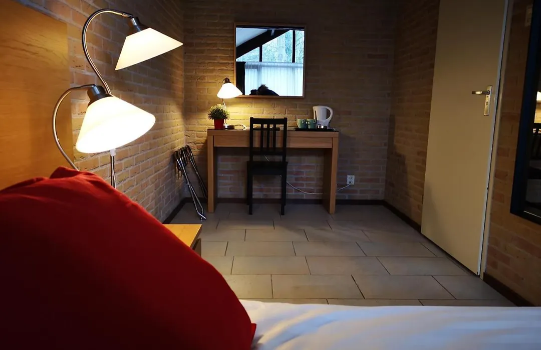 Motel Oostvoorne-1