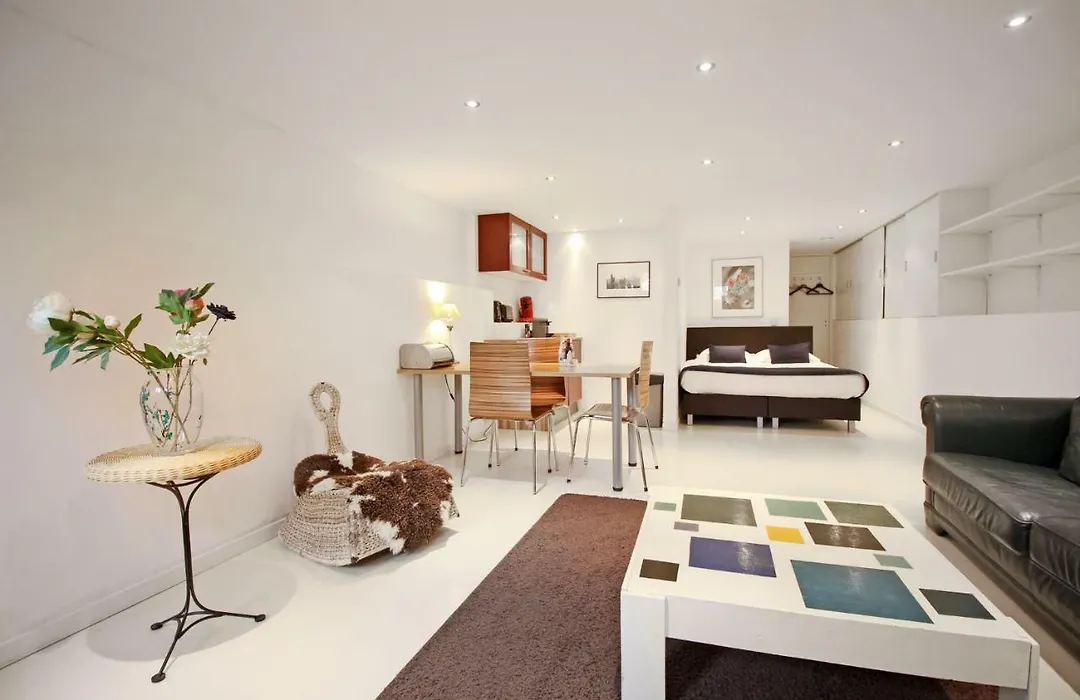 Romantic Jordaan Canalsuite Near Anne Frank House-1