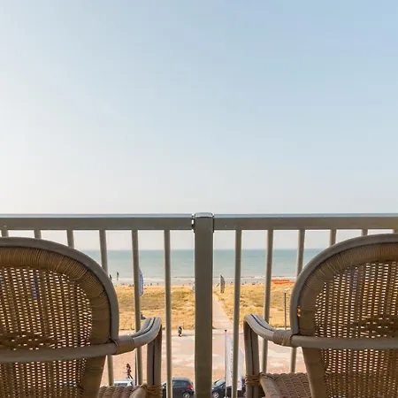 Beach Hotel Noordwijk-3
