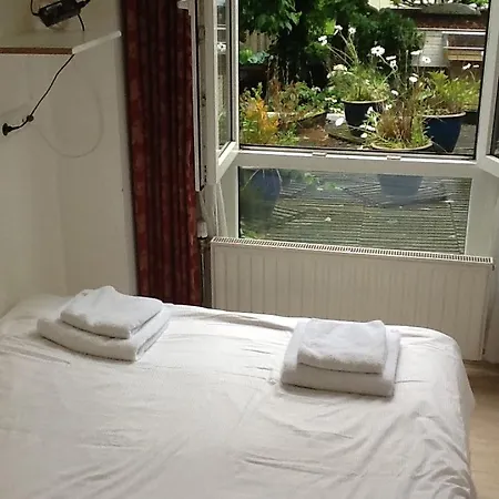 Max Hotel Amsterdam-3