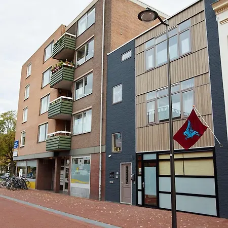 Cityterrace Aparthotel & Lovely Rijnkade-3