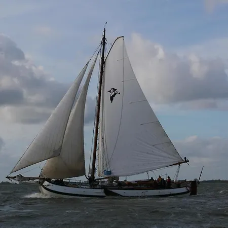 Tjalkjacht Pelikaan Lemmer-2