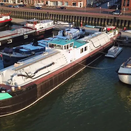 B&B Houseboat Amsterdam-3
