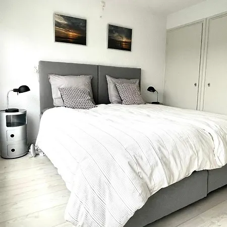 Alibi Aan Zee-3
