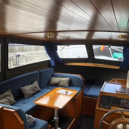 Amsterdam Boat & Breakfast-2