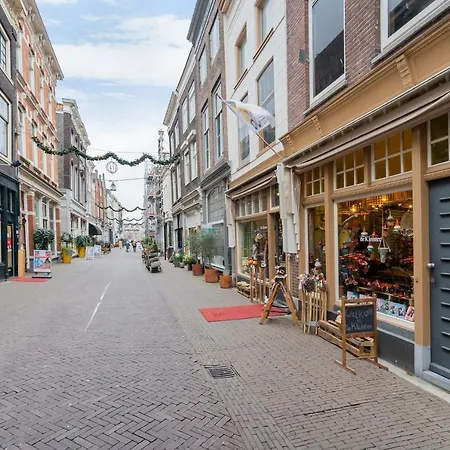 Voorstraat-Straatzicht Boven-3