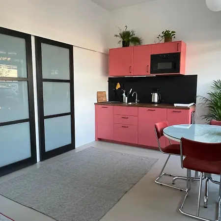 Studio 28A5 With Free Parking Place-3