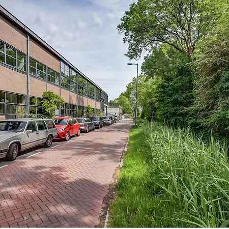 Studio 28A5 With Free Parking Place-2